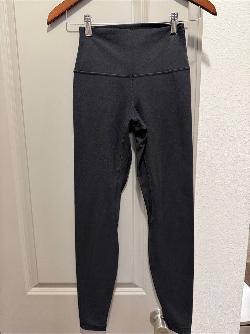 Lululemon align high rise black leggings long inseam lulu like new 4 28” - Picture 2 of 10